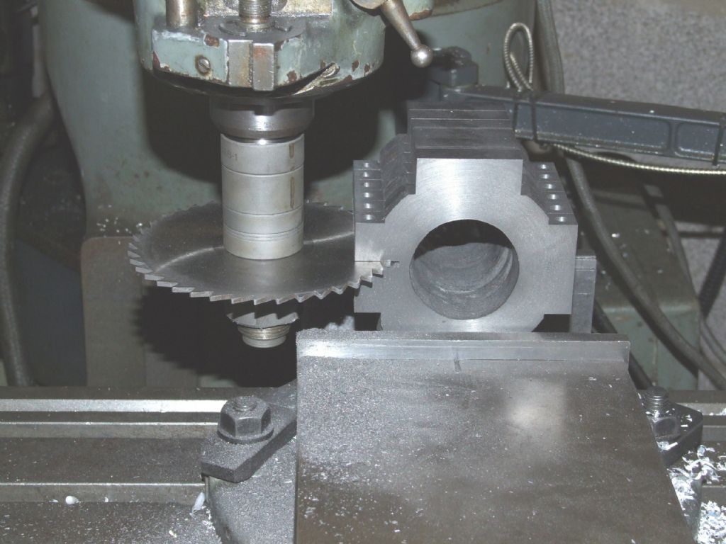 Slitting Saw in Action Slitting Saw in Action